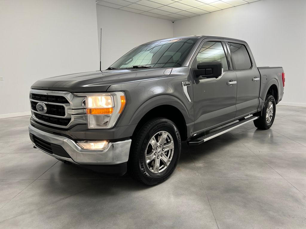 2022 Ford F-150 XLT photo 3