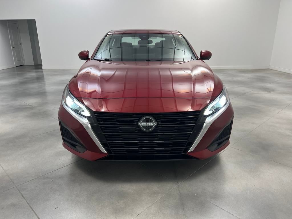 2023 Nissan Altima 2.5 SL photo 2
