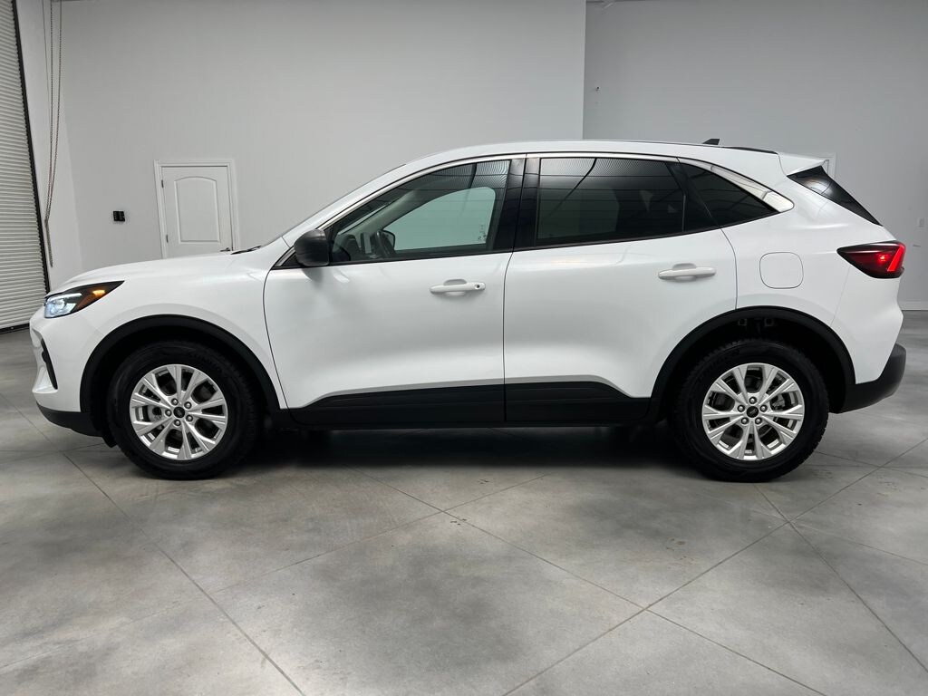 Used 2023 Ford Escape Hybrid Active SUV