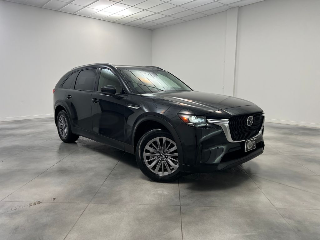 2025 Mazda CX-90 Preferred Package's photo