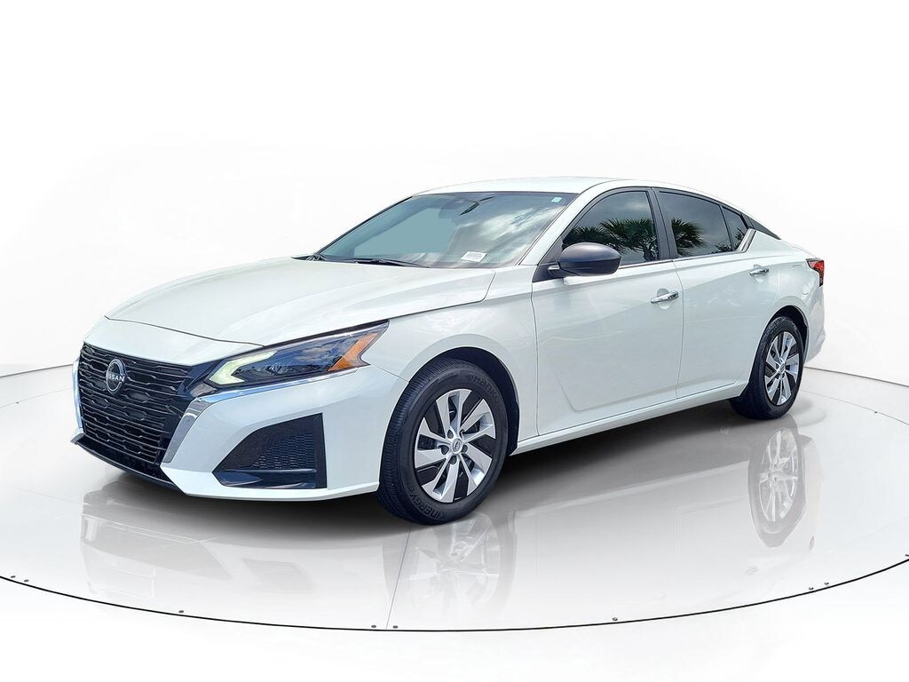 Certified 2025 Nissan Altima S Sedan