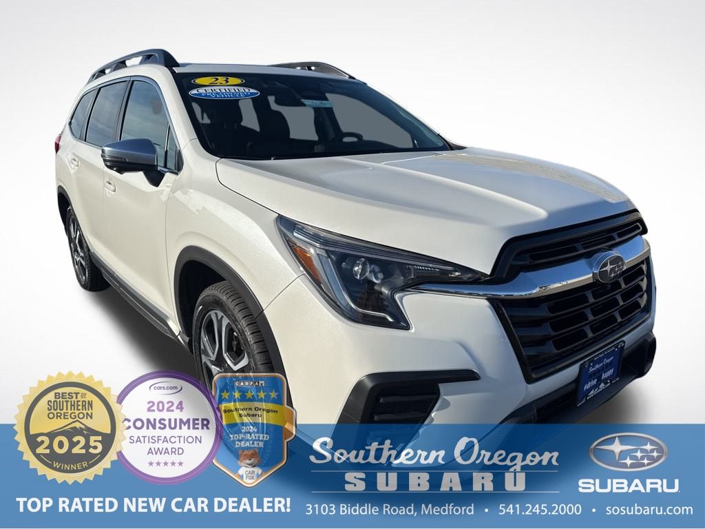 2023 Subaru Ascent Limited's photo