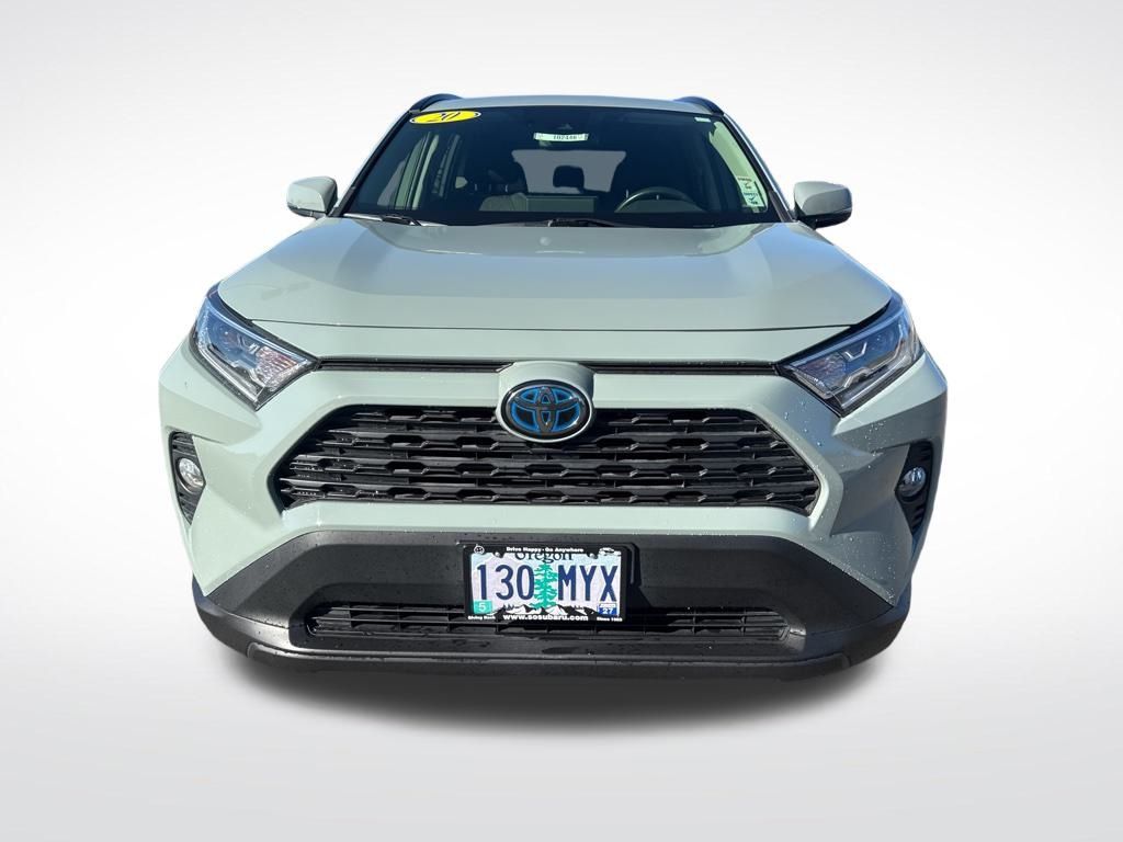 Used 2020 Toyota RAV4 XLE with VIN JTMRWRFV1LD053879 for sale in Kansas City