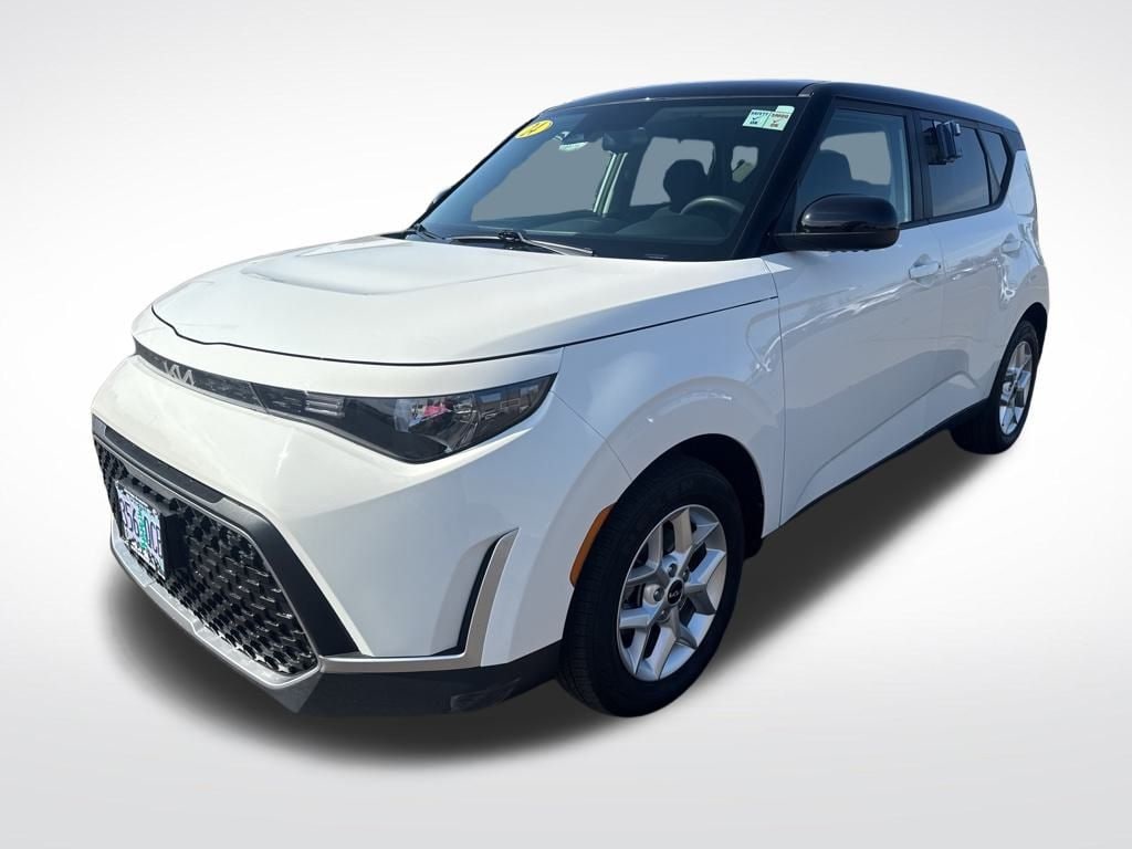 Used 2024 Kia Soul S Hatchback