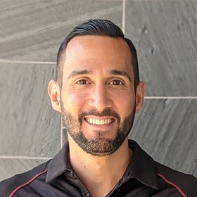 Staff member Tony Hernandez from ID_4c7988