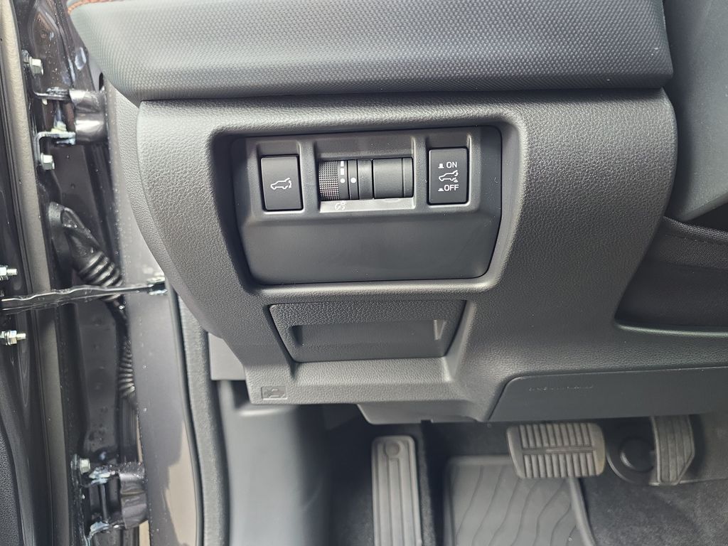 2026 Subaru Forester Touring - Photo 22