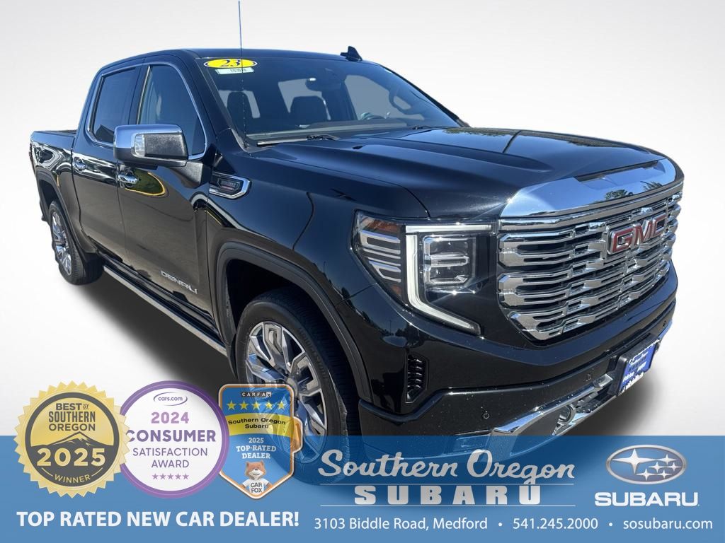 2023 GMC Sierra 4WD Crew Cab Short Box Denali's photo