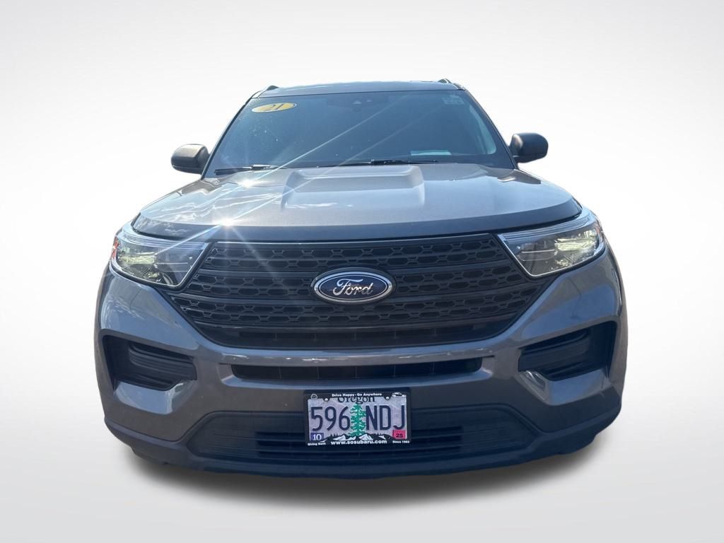 2021 Ford Explorer XLT photo 2