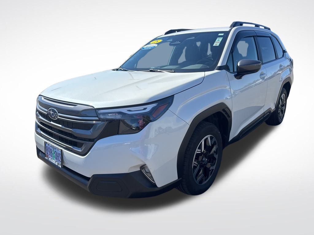 2025 Subaru Forester Premium photo 3