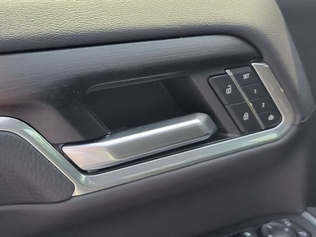 2026 GMC Sierra 3500HD Denali - Photo 16