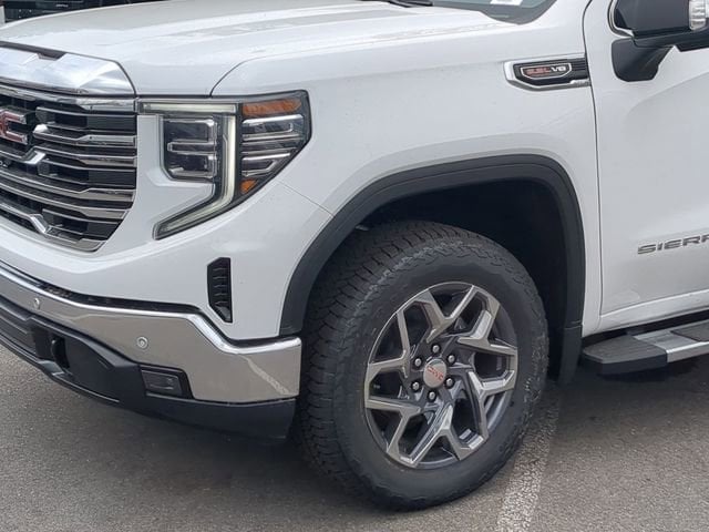 2026 GMC Sierra 1500 SLT - Photo 11