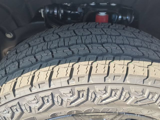 2026 GMC Sierra 2500HD AT4 - Photo 12