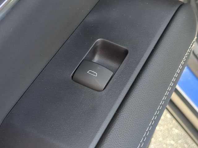 2027 GMC Terrain Elevation - Photo 32
