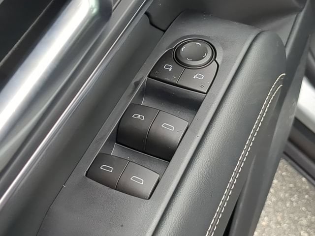 2026 GMC Terrain Elevation - Photo 17