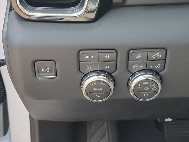 2026 GMC Sierra 3500HD Denali - Photo 20