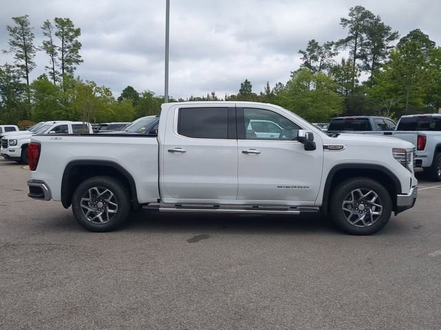 2026 GMC Sierra 1500 SLT - Photo 4