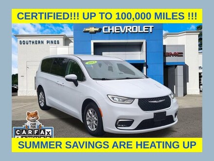 2023 Chrysler Pacifica Touring L Van Passenger Van