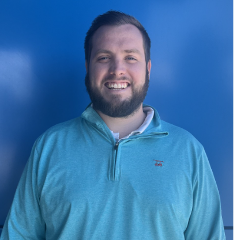 Staff member John Henderson from ID_96034e