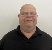 Staff member Reggie Smith from ID_2089ad