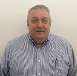 Staff member Barry Lewis from ID_34b438