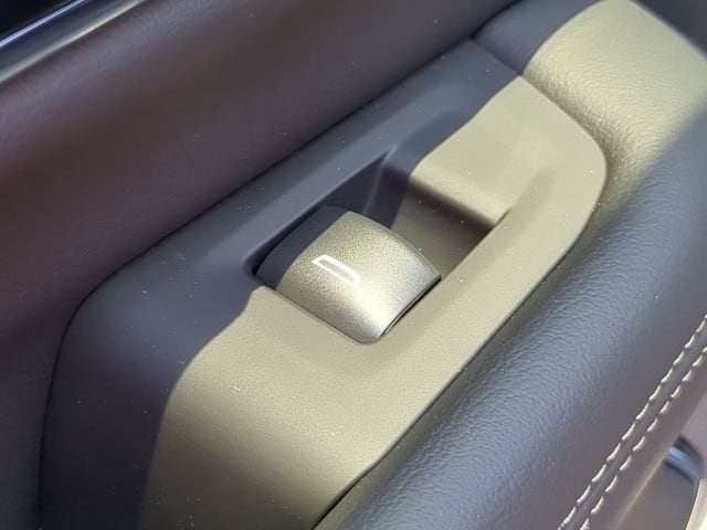 2026 GMC Yukon Elevation - Photo 37