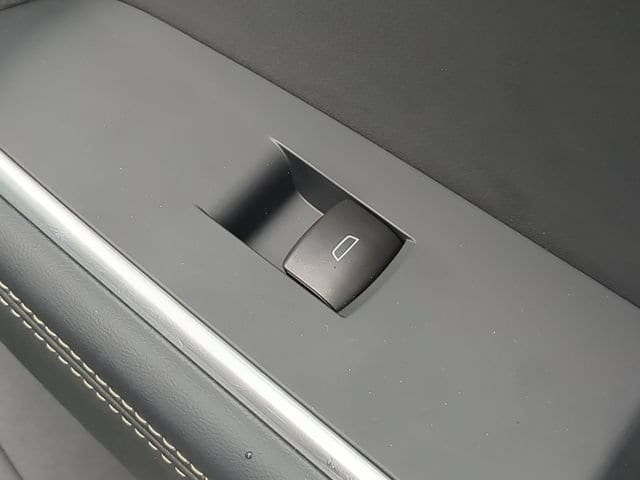 2026 GMC Acadia Elevation - Photo 38