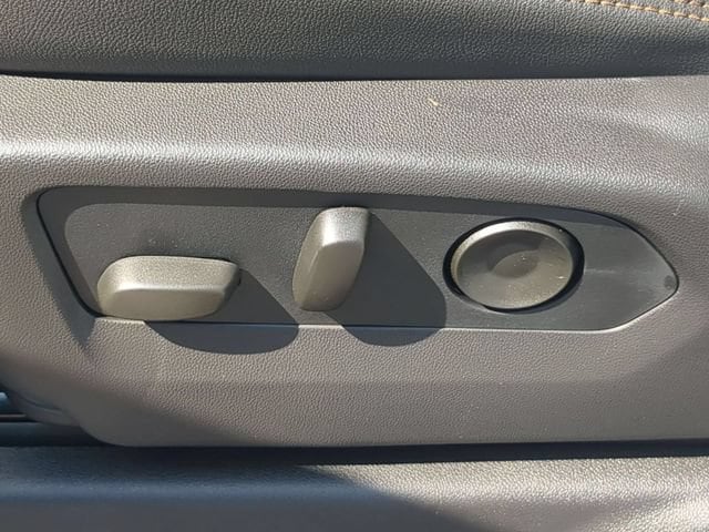 2026 GMC Sierra 2500HD AT4 - Photo 18