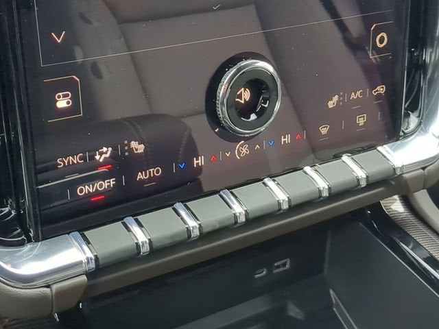 2026 GMC Yukon XL Elevation - Photo 28