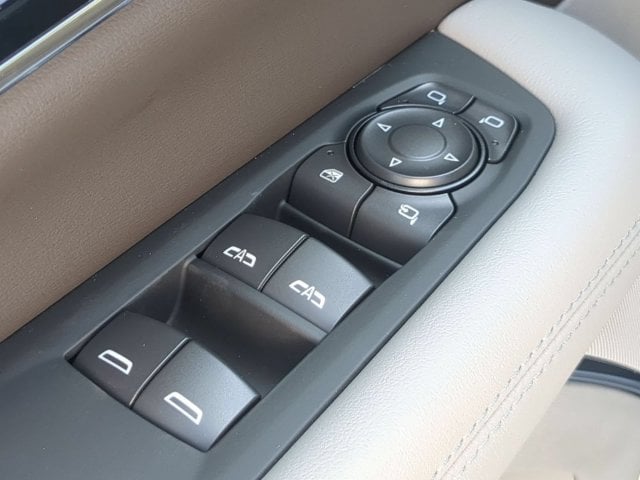 2026 GMC Yukon XL Elevation - Photo 17