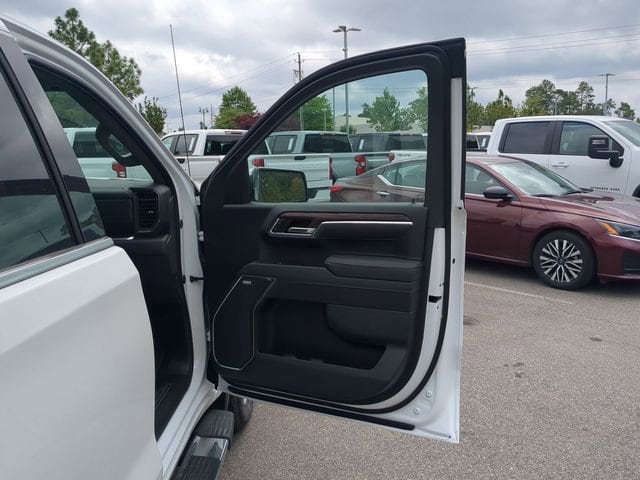 2026 GMC Sierra 1500 SLT - Photo 37