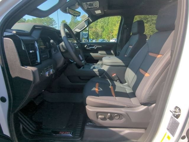 2026 GMC Sierra 2500HD AT4 - Photo 17