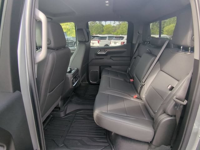 2026 GMC Sierra 1500 SLT - Photo 33