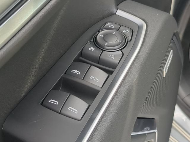 2026 GMC Sierra 1500 SLT - Photo 17