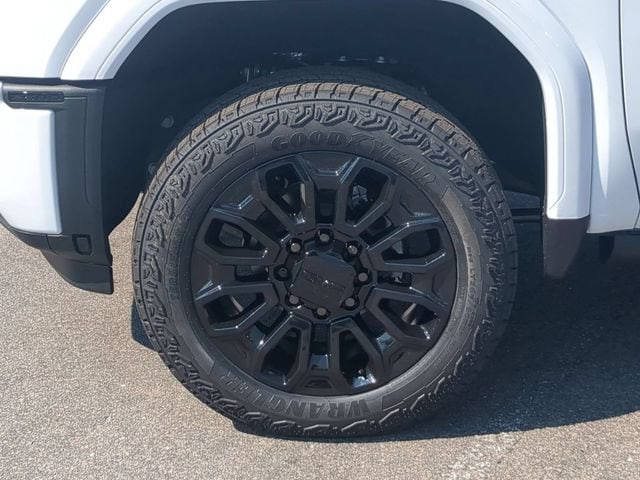 2026 GMC Sierra 2500HD AT4 - Photo 11