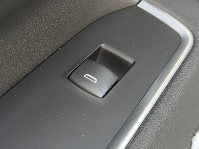 2026 GMC Sierra 1500 SLT - Photo 32