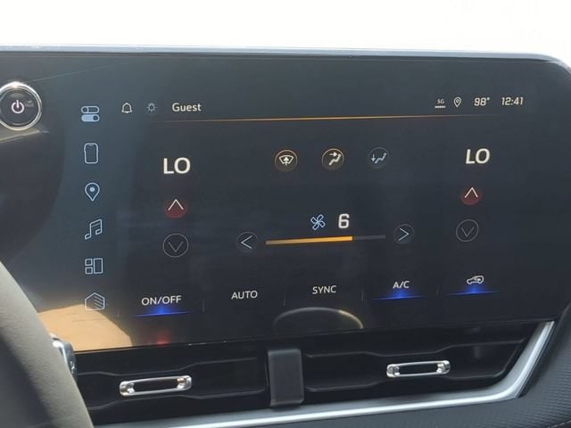 2027 Chevrolet Equinox LT - Photo 28