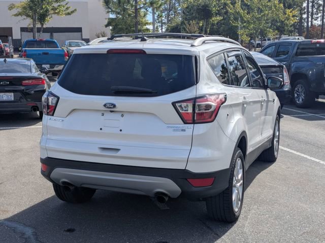 2017 Ford Escape Titanium photo 3