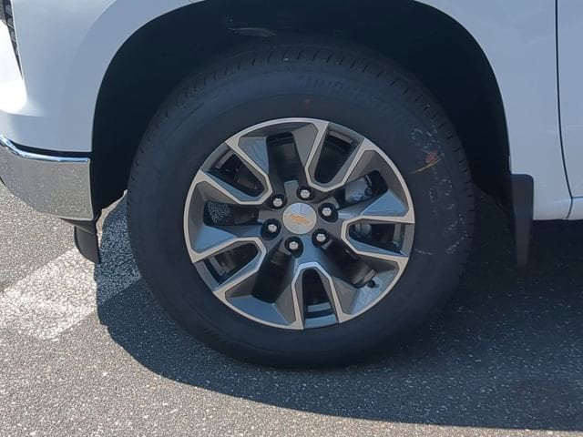2025 Chevrolet Silverado 1500 LT - Photo 16