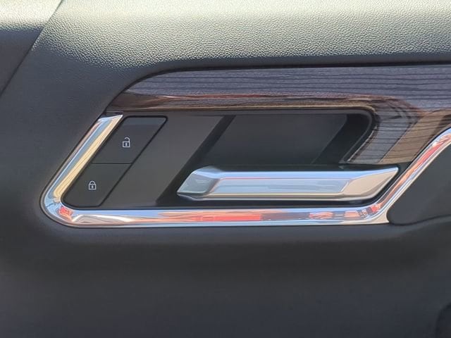 2025 Chevrolet Silverado 1500 LT - Photo 43