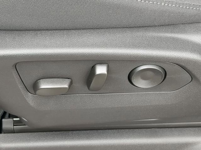 2025 Chevrolet Silverado 1500 Custom - Photo 24