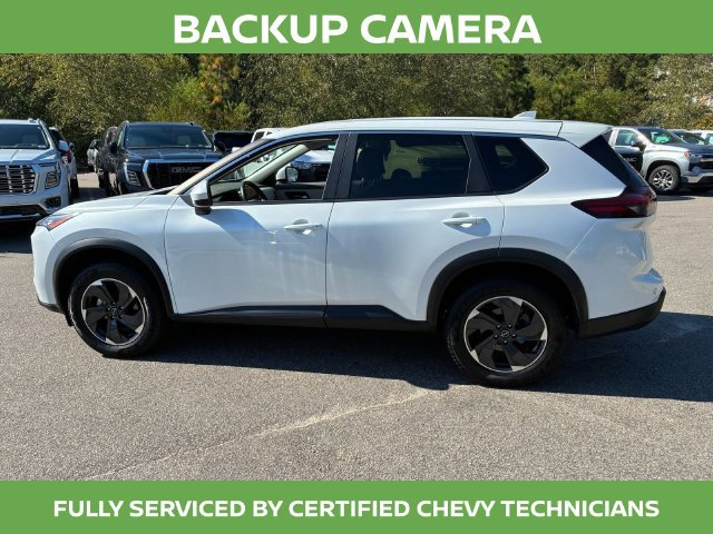 2025 Nissan Rogue SV - Photo 10