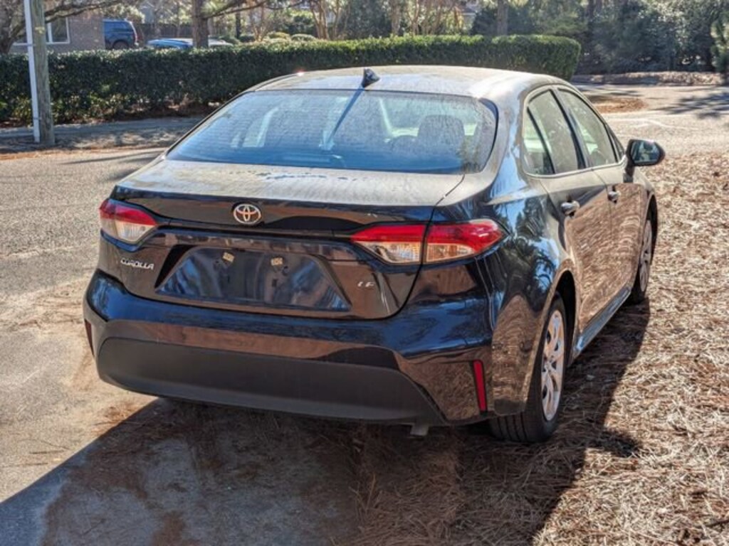 Used 2024 Toyota Corolla LE Sedan