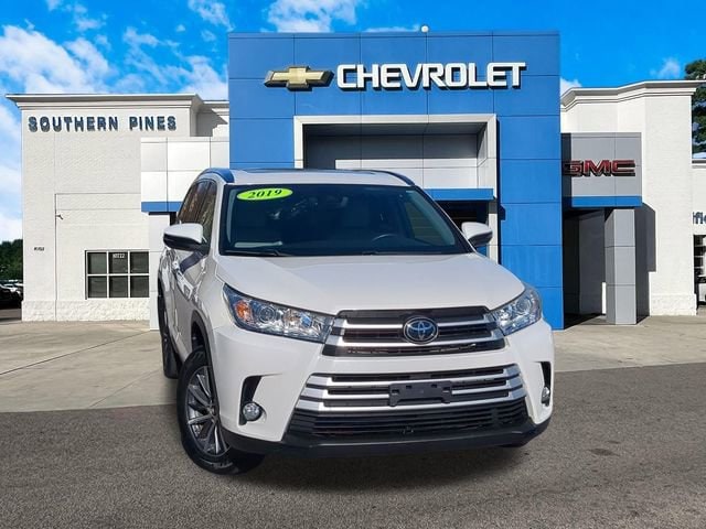 2019 Toyota Highlander XLE's photo