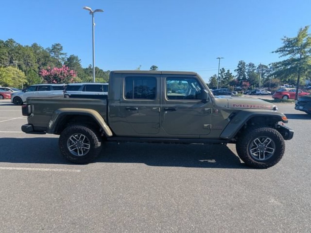 Used 2025 Jeep Gladiator Mojave X Truck Crew Cab