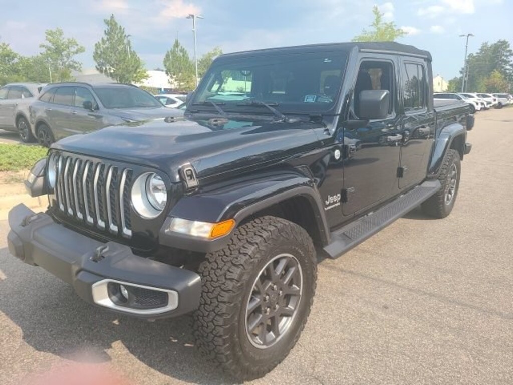 Used 2020 Jeep Gladiator Overland Truck Crew Cab