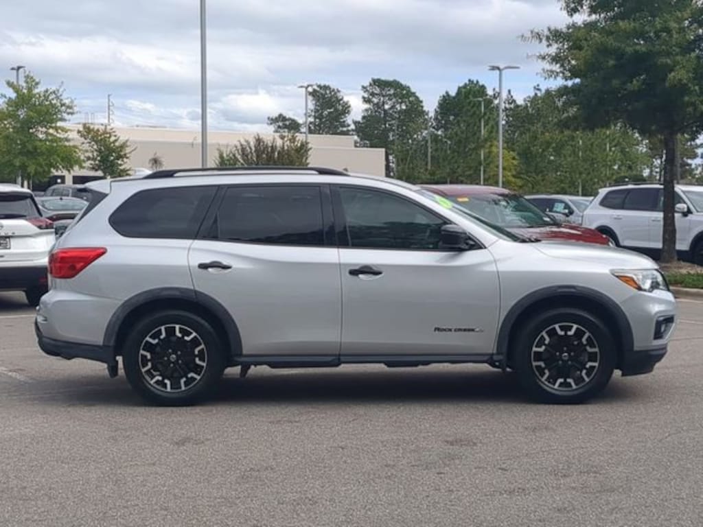 Used 2019 Nissan Pathfinder SV