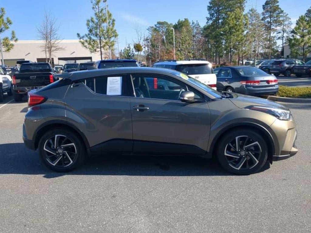 Used 2021 Toyota C-HR LE SUV