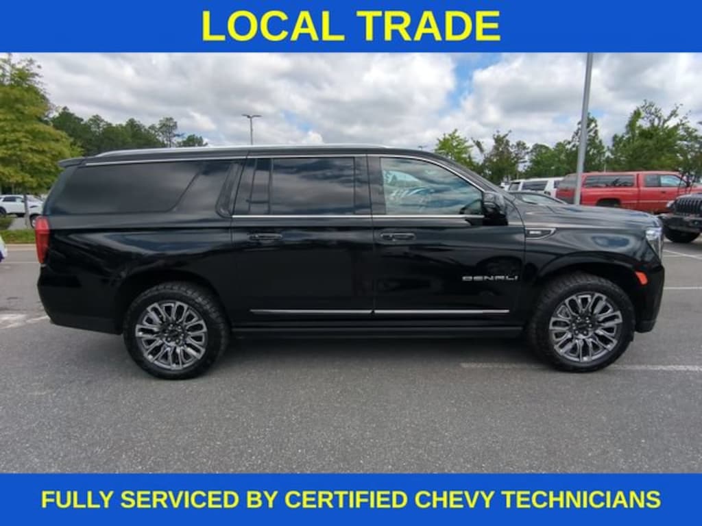 Used 2024 GMC Yukon XL Denali Ultimate SUV