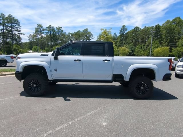 2026 Chevrolet Silverado 2500 HD LTZ - Photo 8