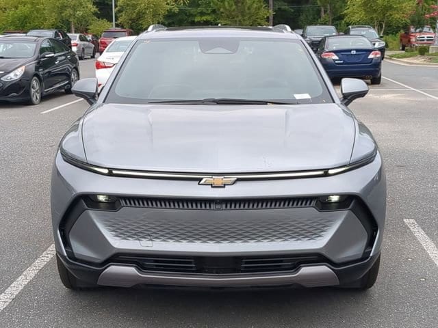 2025 Chevrolet Equinox EV LT - Photo 13